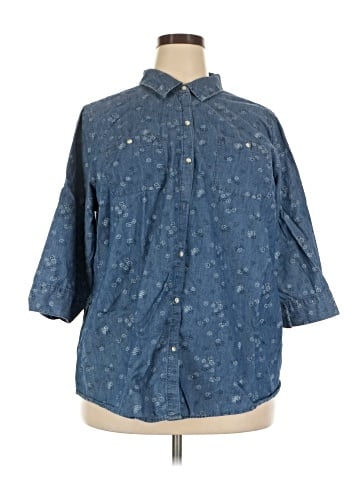 Croft & Barrow 3/4 Sleeve Button-Down Shirt (view 1)