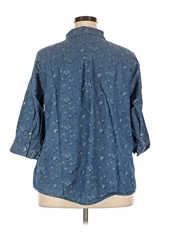 Croft & Barrow 3/4 Sleeve Button-Down Shirt (view 2)