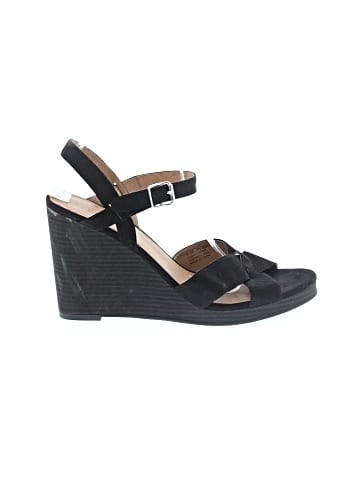 ABound Wedges (view 1)