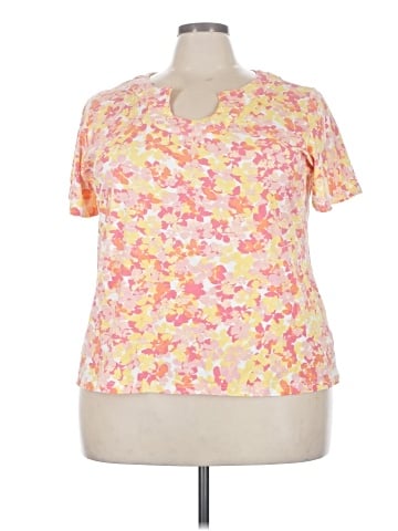 Hearts of Palm Woman Short Sleeve Blouse (view 1)