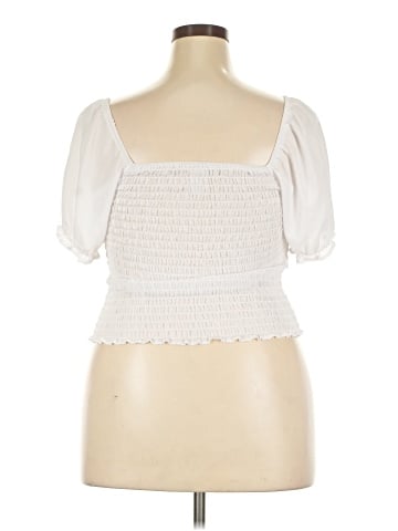 No Boundaries Short Sleeve Blouse (view 2)