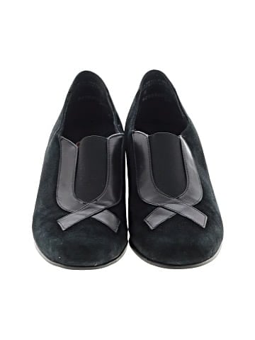 Munro American Heels (view 2)