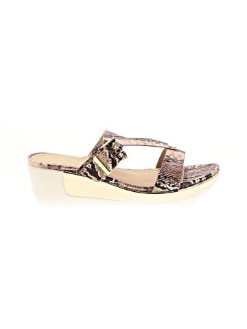 Kenneth Cole REACTION Wedges (view 1)