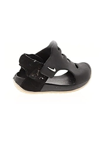 Nike Sandals (view 1)