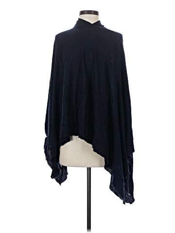 Vince. Poncho (view 1)