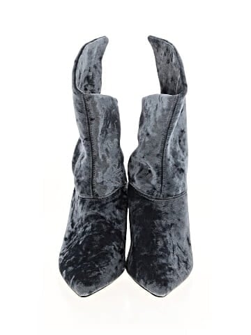 Free Kisses Boots (view 2)