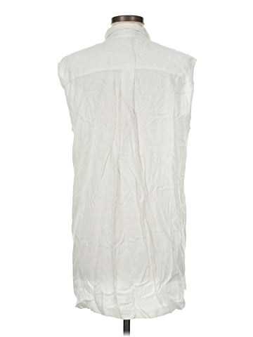 CALVIN KLEIN JEANS Sleeveless Button-Down Shirt (view 2)