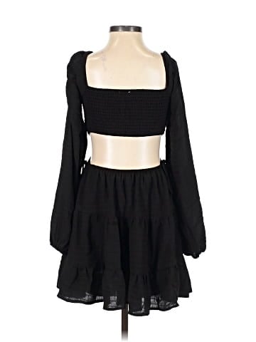Le Lis Casual Dress (view 2)