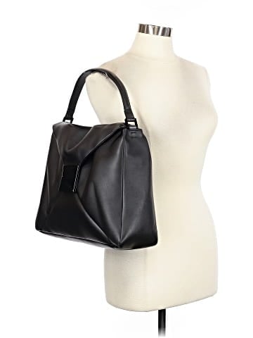 Valentino Garavani Leather One Stud Shoulder Bag (view 2)