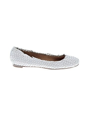 Coach Flats (view 1)