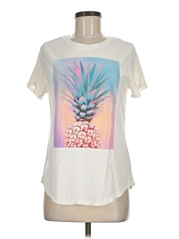 Old Navy Short Sleeve T-Shirt (view 1)