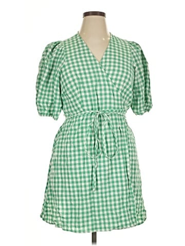 Old Navy Casual Dress (view 1)