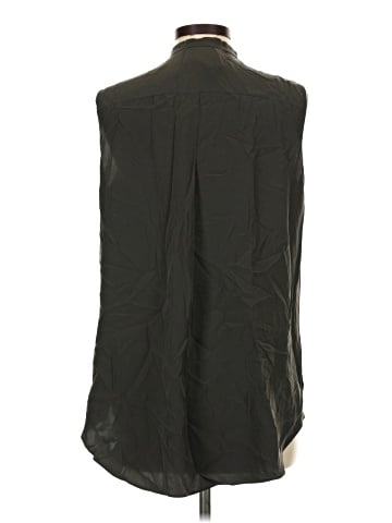 Akris Punto for Bergdorf Goodman Sleeveless Button-Down Shirt (view 2)