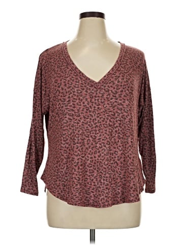 East Adeline 3/4 Sleeve T-Shirt (view 1)