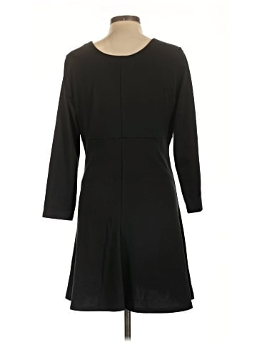 Old Navy Casual Dress (view 2)
