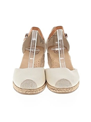 White Mountain Wedges (view 2)