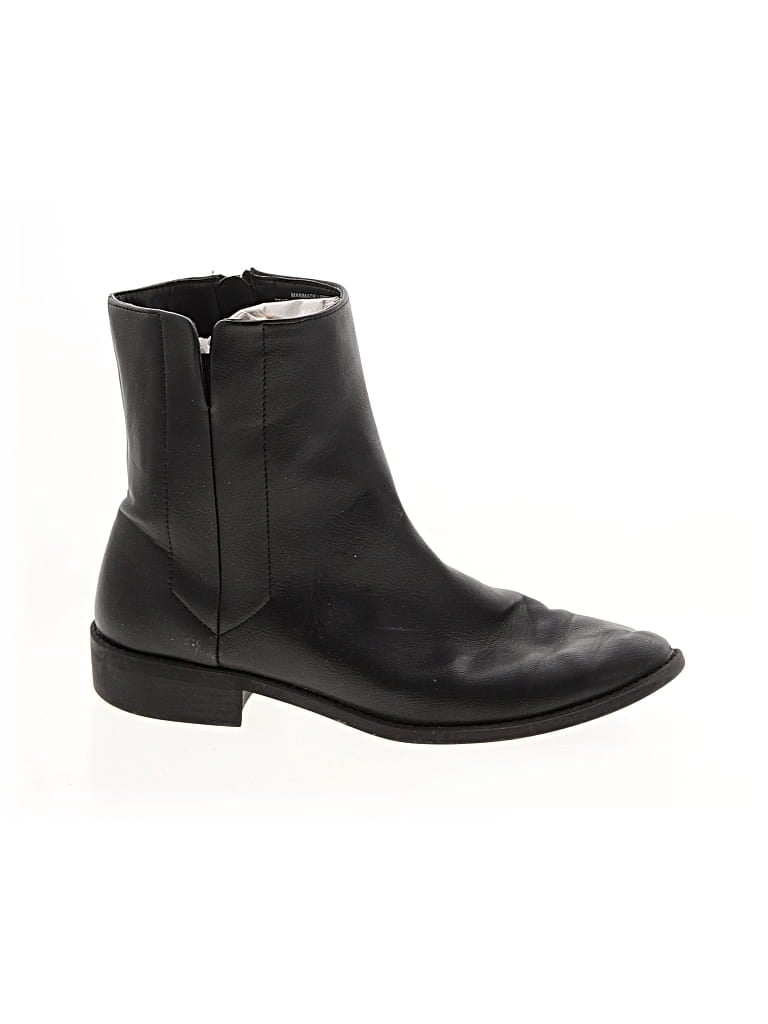 Pre-owned Ann Taylor Loft Ankle Boots In Black