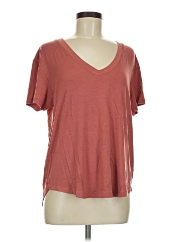 American Eagle Outfitters Short Sleeve T-Shirt (view 1)