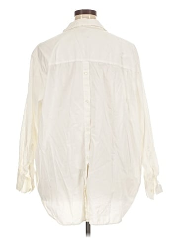 Gap Long Sleeve Button-Down Shirt (view 2)