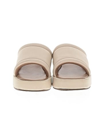Kenneth Cole New York Sandals (view 2)