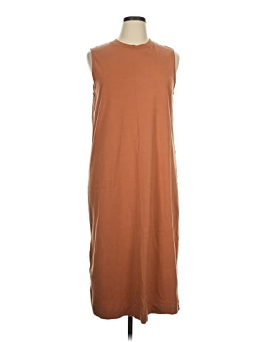 Everlane Casual Dress (view 1)