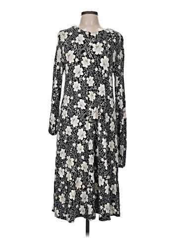Old Navy Casual Dress (view 1)