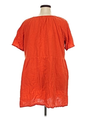 Old Navy Short Sleeve Blouse (view 2)