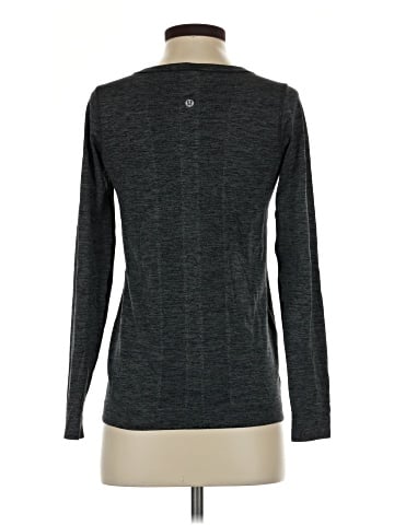 Lululemon Athletica Long Sleeve T-Shirt (view 2)