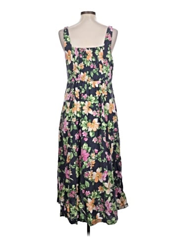 Old Navy Casual Dress (view 2)