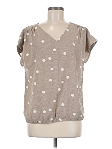 Maurices Short Sleeve T-Shirt (view 1)