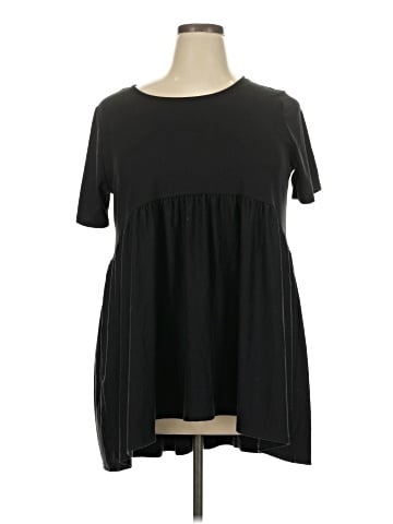 Zenana Short Sleeve Top (view 1)