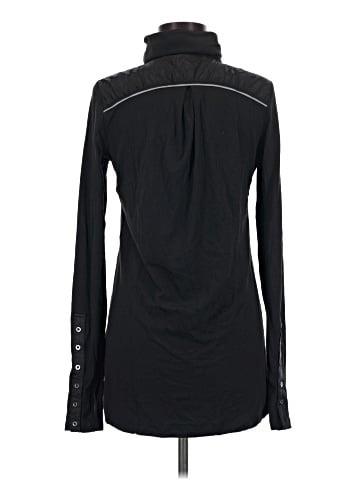 Lululemon Athletica Long Sleeve Turtleneck (view 2)