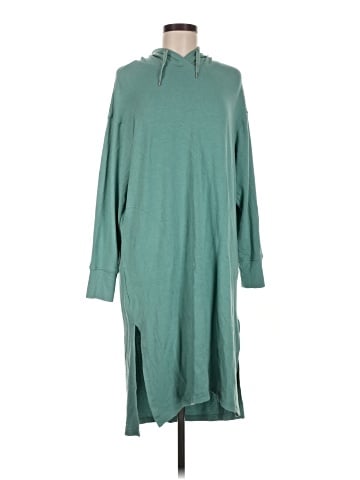 Active by Old Navy Casual Dress (view 1)
