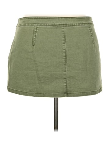 No Boundaries Casual Skirt (view 2)