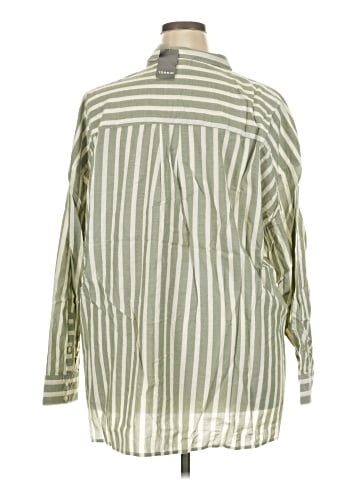 Torrid 3/4 Sleeve Button-Down Shirt (view 2)