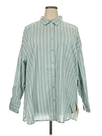 Torrid Long Sleeve Button-Down Shirt (view 1)