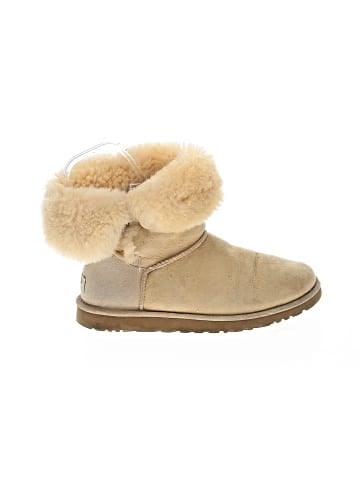 Ugg Australia Ankle Boots (view 1)