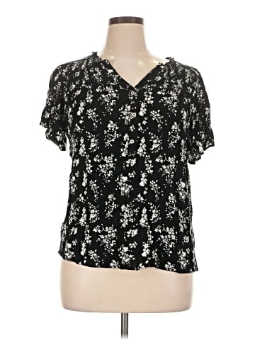 Maurices Short Sleeve Blouse (view 1)