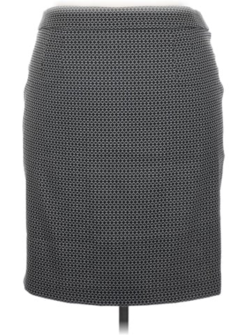 Elle Formal Skirt (view 2)
