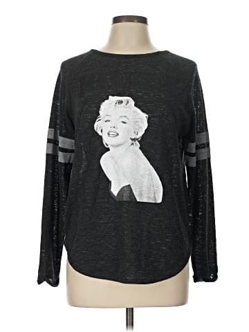 Marilyn Monroe Pullover Sweater (view 1)