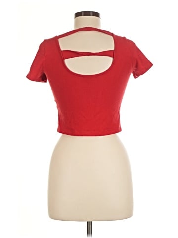 Charlotte Russe Short Sleeve T-Shirt (view 2)
