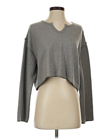 Urban Outfitters Long Sleeve T-Shirt (view 1)