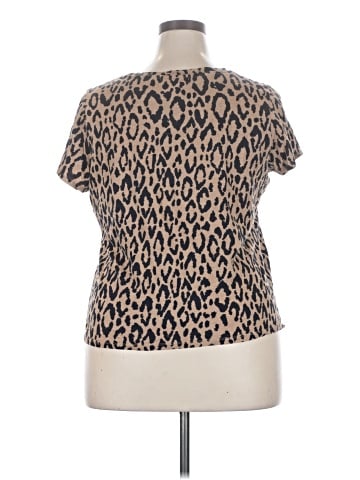 Liz Claiborne Short Sleeve Top (view 2)