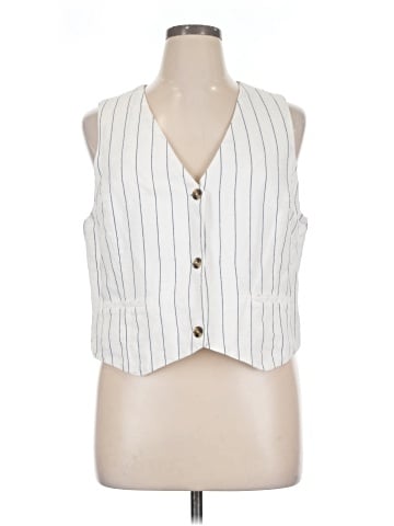 Gap Vest (view 1)