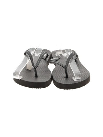 Gap Flip Flops (view 2)