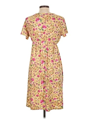 Due Time Maternity Casual Dress (view 2)
