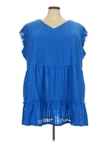 BLOOMCHIC Sleeveless Blouse (view 1)