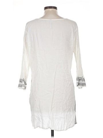 Old Navy 3/4 Sleeve Blouse (view 2)