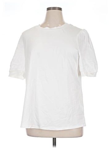 BLOOMCHIC Short Sleeve Top (view 1)