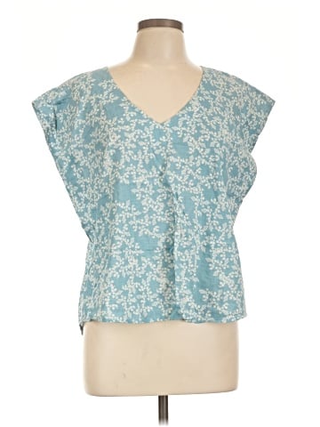 a.n.a. A New Approach Short Sleeve Blouse (view 1)